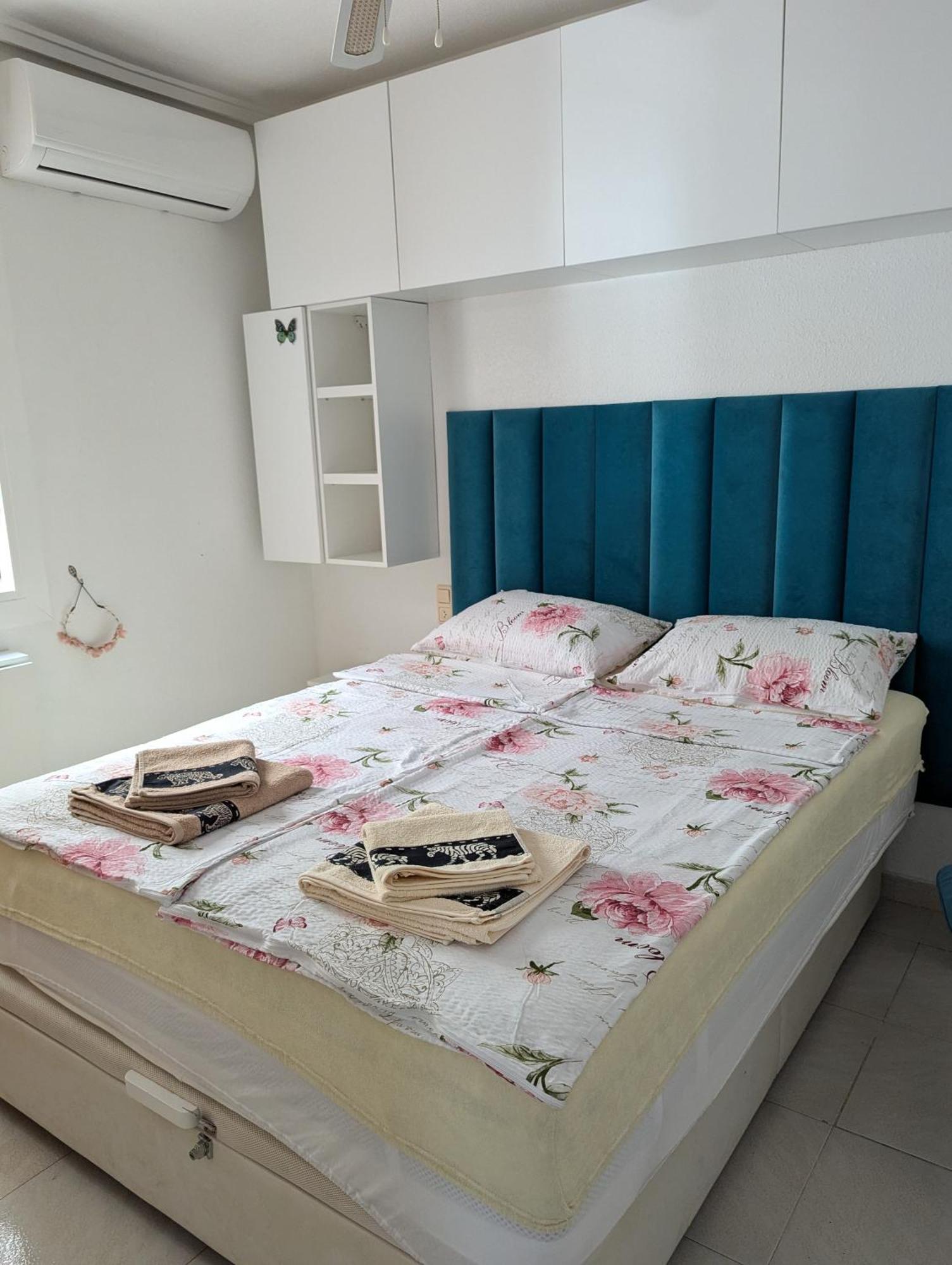 Apartament Piotr Torrevieja Ngoại thất bức ảnh